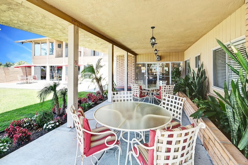 IMPERIAL HEALTHCARE CENTER nursing home in LA MIRADA, CA - Photo 5 of 5