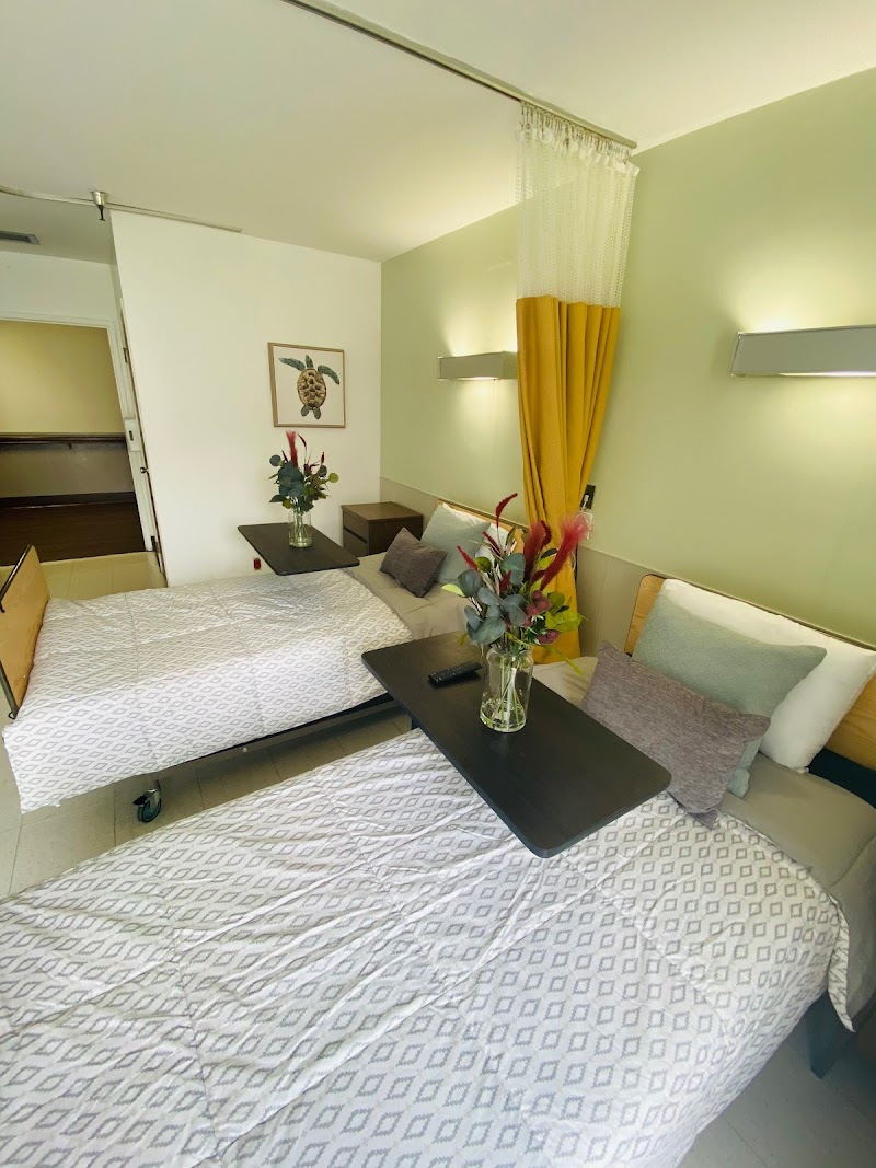 GLADSTONE SUB-ACUTE AND REHAB CENTER nursing home in GLENDORA, CA - Photo 3 of 5