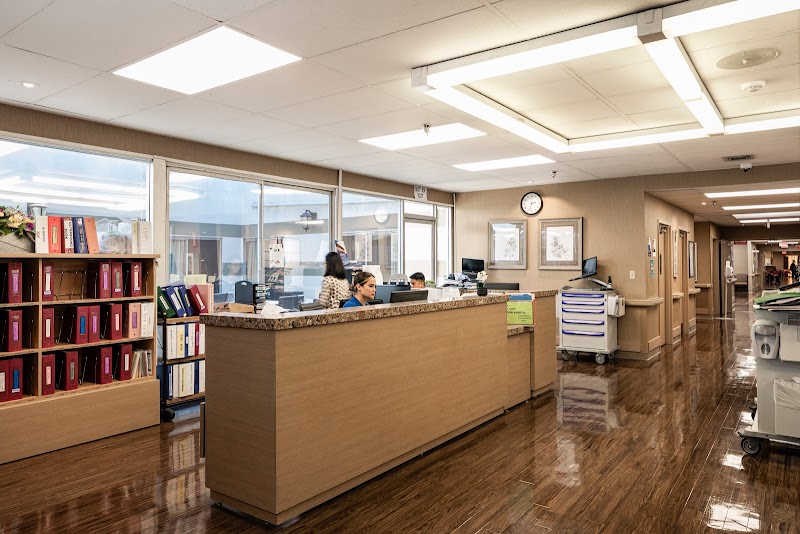 BURBANK HEALTHCARE & REHAB nursing home in BURBANK, CA - Photo 4 of 5