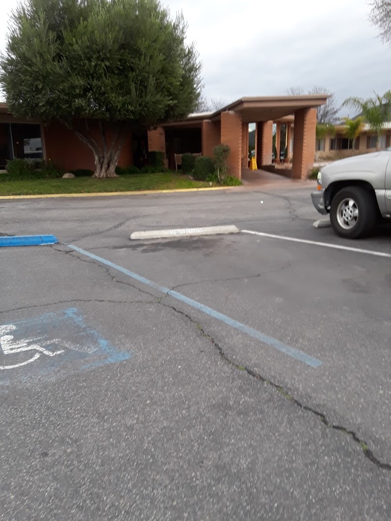 MENIFEE LAKES POST ACUTE nursing home in SUN CITY, CA - Photo 3 of 7