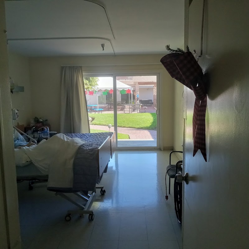 HARBOR POST ACUTE CARE CENTER nursing home in TORRANCE, CA - Photo 4 of 5