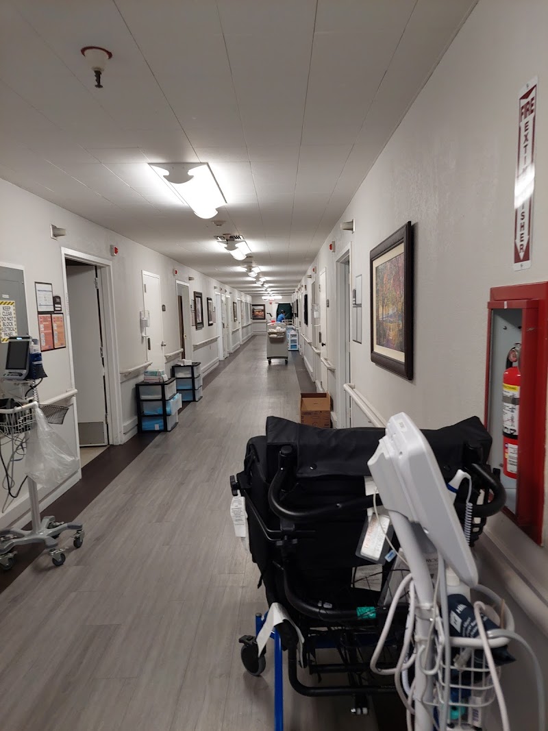 THE REDWOODS POST-ACUTE nursing home in SAN JOSE, CA - Photo 5 of 5