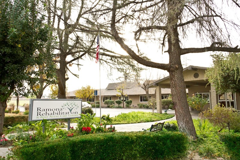 RAMONA REHABILITATION AND POST ACUTE CARE CENTER nursing home in HEMET, CA - Photo 4 of 5