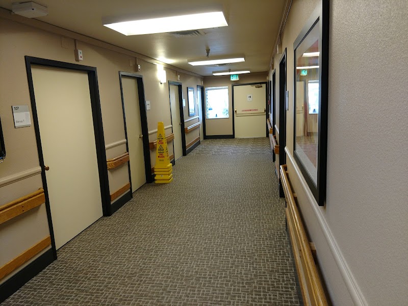 MARQUIS CARE AT SHASTA nursing home in REDDING, CA - Photo 2 of 5