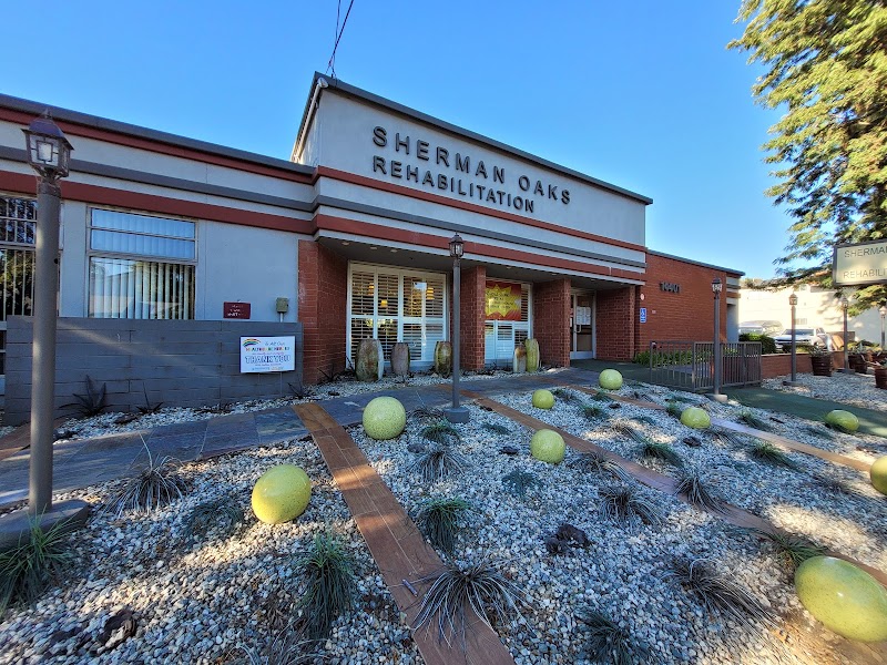 SHERMAN OAKS HEALTH & REHAB nursing home in SHERMAN OAKS, CA - Photo 2 of 5