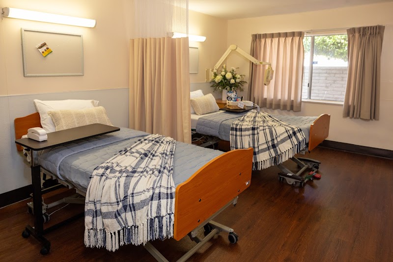 CAMINO HEALTHCARE nursing home in HAWTHORNE, CA - Photo 3 of 5