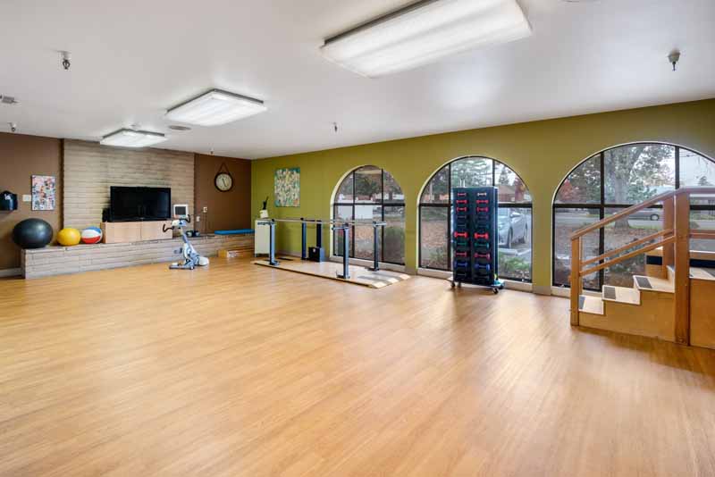 MISSION CARMICHAEL HEALTHCARE CENTER nursing home in CARMICHAEL, CA - Photo 3 of 5