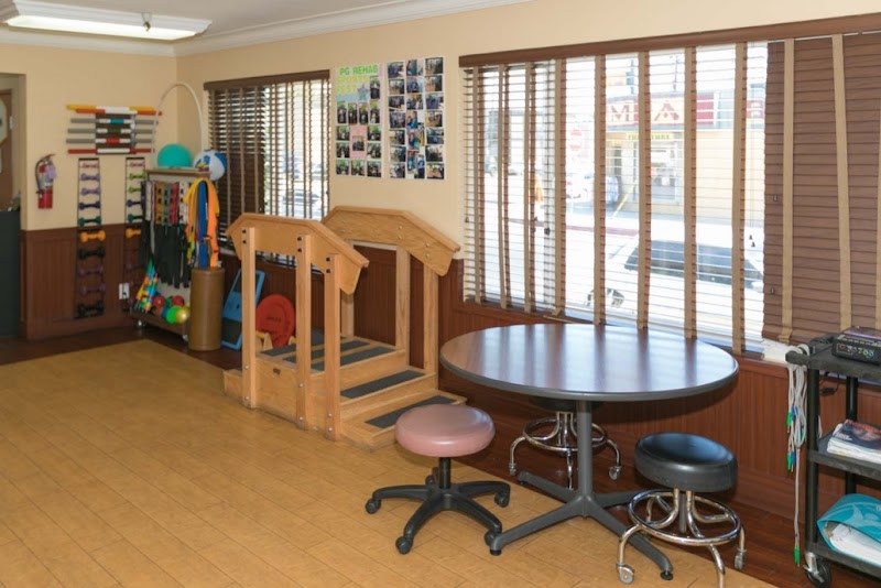 PANORAMA GARDENS NURSING AND REHABILITATION CENTER nursing home in PANORAMA CITY, CA - Photo 3 of 5