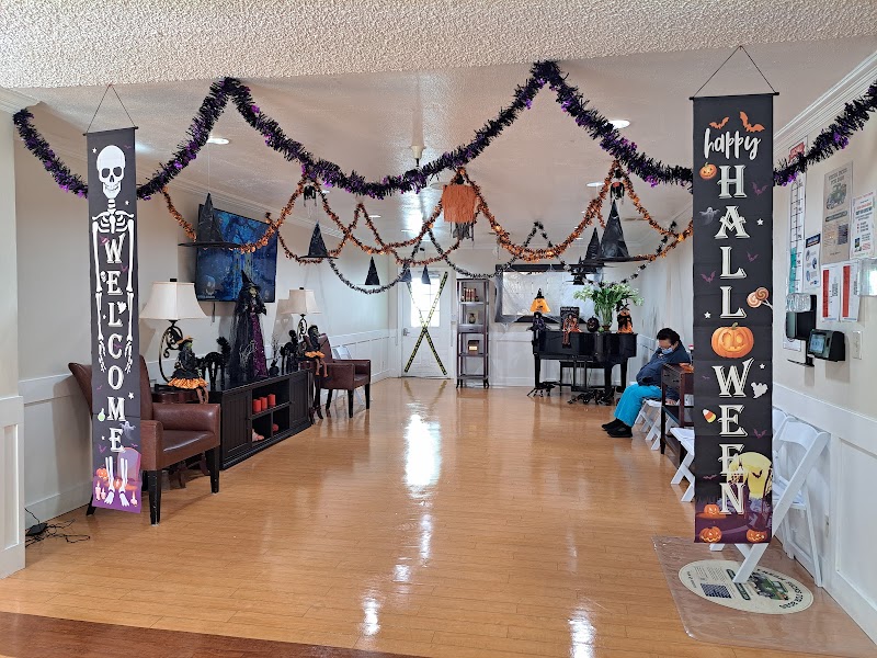 CHATSWORTH PARK HEALTH CARE CENTER nursing home in CHATSWORTH, CA - Photo 2 of 5