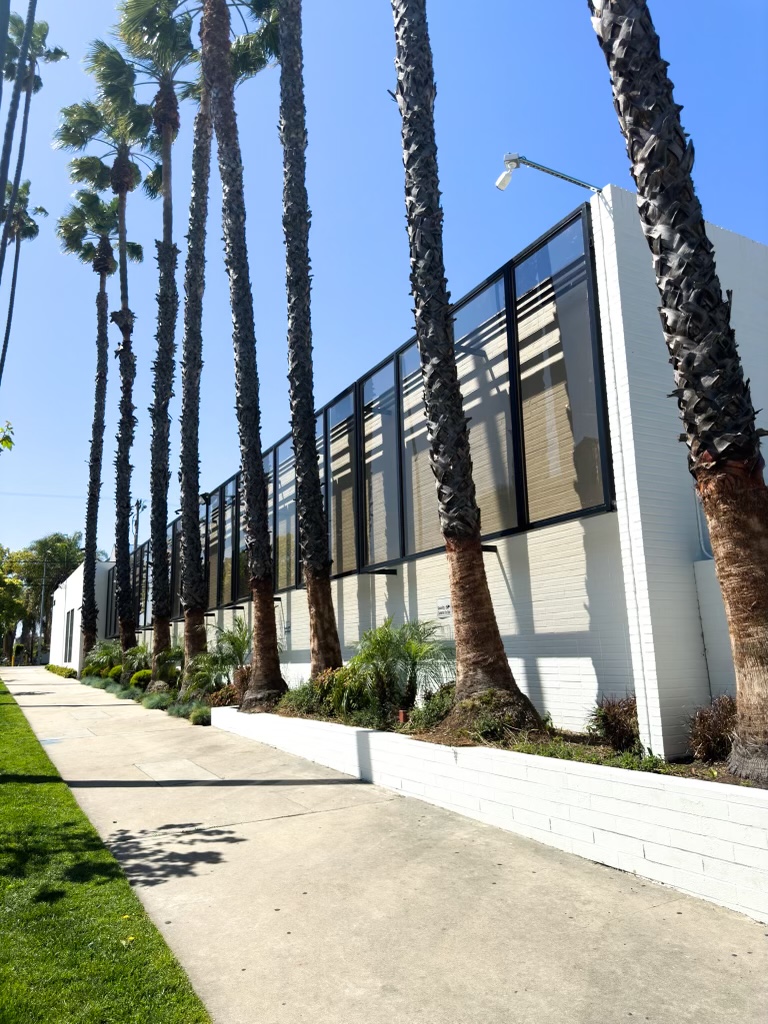 THE REHABILITATION CENTER ON PICO nursing home in LOS ANGELES, CA - Photo 2 of 5