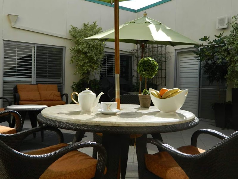 LOS FELIZ HEALTHCARE & WELLNESS CENTER, LP nursing home in LOS ANGELES, CA - Photo 4 of 5