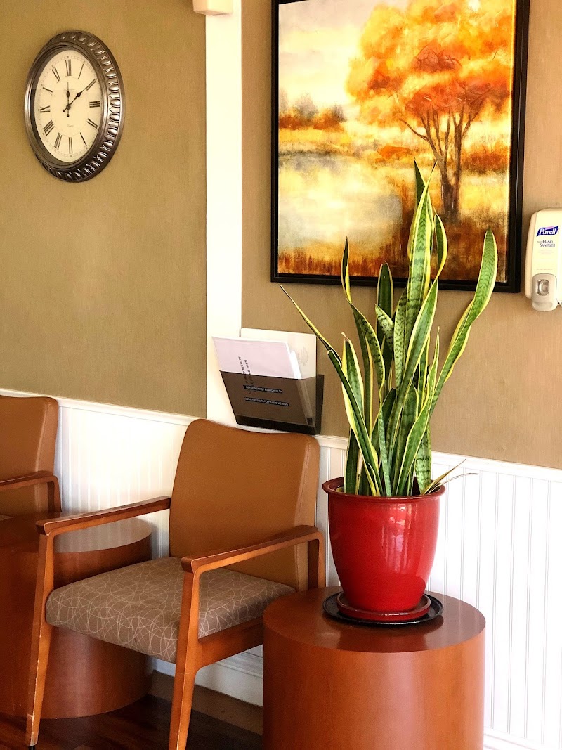 THE GROVE POST-ACUTE CARE CENTER nursing home in SYLMAR, CA - Photo 5 of 5