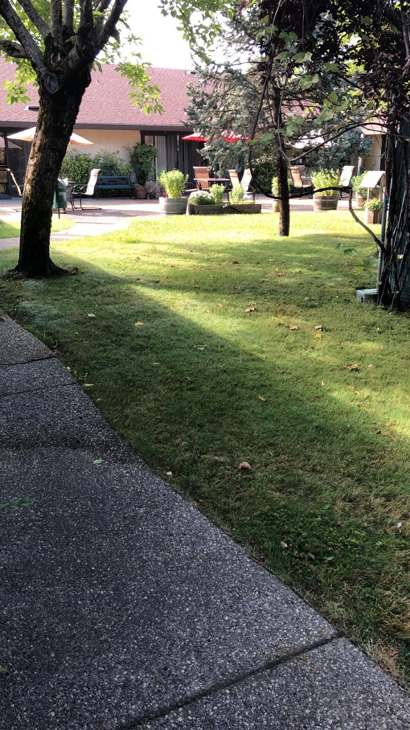 GOLDEN EMPIRE nursing home in GRASS VALLEY, CA - Photo 2 of 2