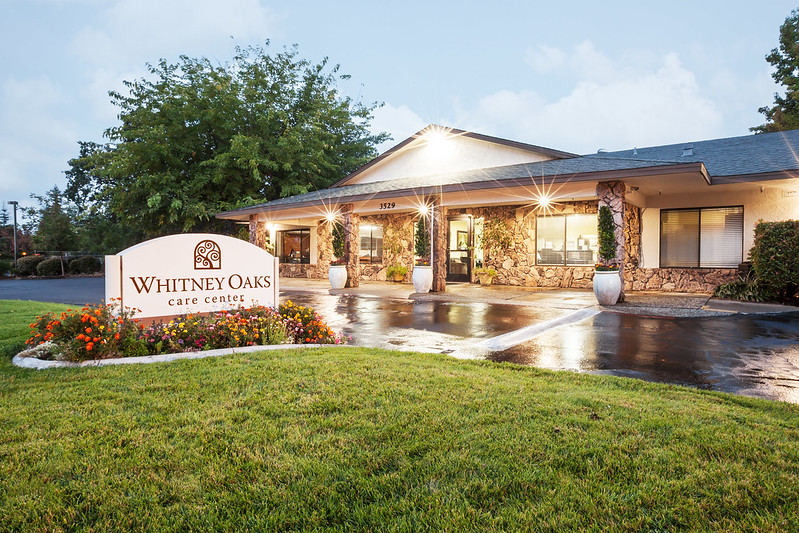WHITNEY OAKS CARE CENTER nursing home in CARMICHAEL, CA - Photo 4 of 5