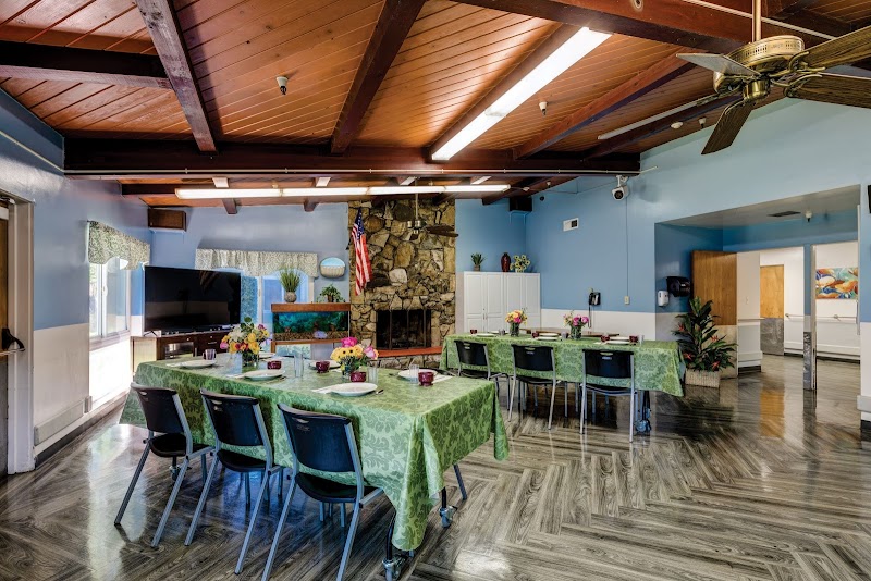 TEMPLE CITY HEALTHCARE nursing home in TEMPLE CITY, CA - Photo 3 of 8