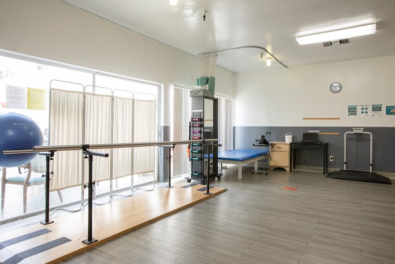 PALAZZO POST ACUTE nursing home in LOS ANGELES, CA - Photo 4 of 5