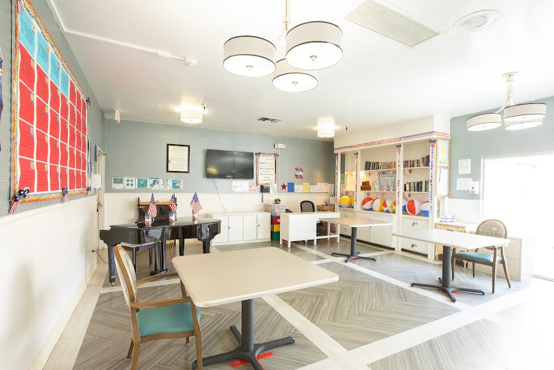 PALAZZO POST ACUTE nursing home in LOS ANGELES, CA - Photo 5 of 5