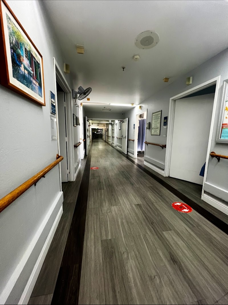 VISTA POST ACUTE nursing home in HAYWARD, CA - Photo 4 of 8