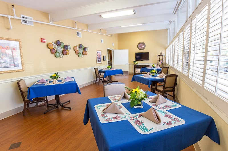 WINDSOR ROSEWOOD CARE CENTER nursing home in PLEASANT HILL, CA - Photo 5 of 10