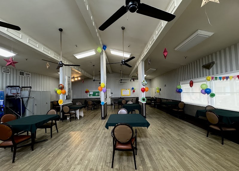 LIGHTHOUSE  HEALTHCARE CENTER nursing home in LOS ANGELES, CA - Photo 2 of 5