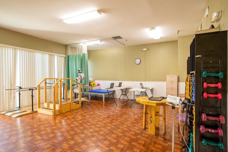 HOLLYWOOD PREMIER HEALTHCARE CENTER nursing home in LOS ANGELES, CA - Photo 3 of 5