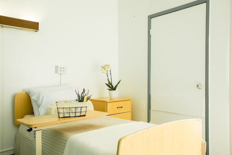 HOLLYWOOD PREMIER HEALTHCARE CENTER nursing home in LOS ANGELES, CA - Photo 5 of 5