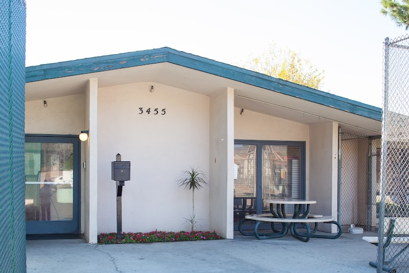 SIERRA VISTA nursing home in HIGHLAND, CA - Photo 2 of 4