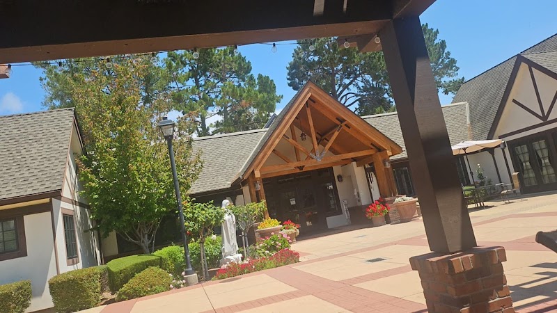 VILLA SIENA nursing home in MOUNTAIN VIEW, CA - Photo 2 of 5