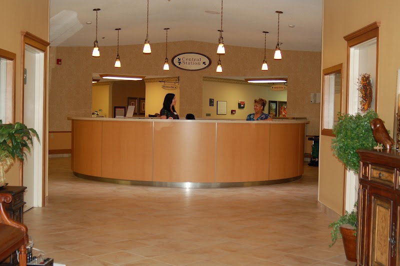 VILLA MANOR CARE CENTER nursing home in LAKEWOOD, CO - Photo 5 of 9