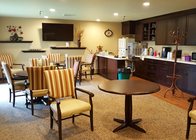 DEVONSHIRE CARE CENTER nursing home in STERLING, CO - Photo 4 of 5