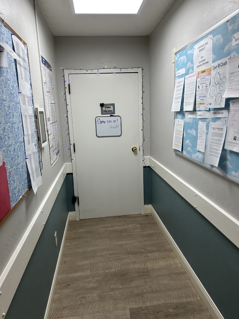 CEDARS HEALTHCARE CENTER nursing home in LAKEWOOD, CO - Photo 4 of 5