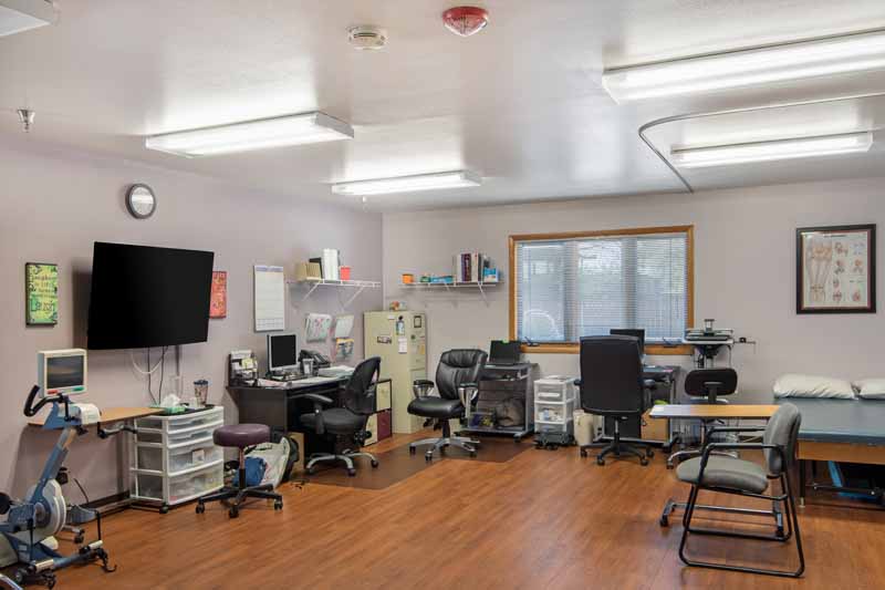 COLONIAL REHABILITATION AND NURSING, LLC nursing home in COLORADO SPRINGS, CO - Photo 3 of 5