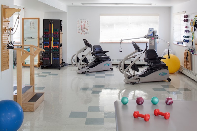 ATLAS POST ACUTE nursing home in PUEBLO, CO - Photo 3 of 6