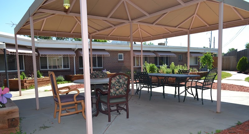 BROOKSHIRE POST ACUTE nursing home in DENVER, CO - Photo 3 of 5