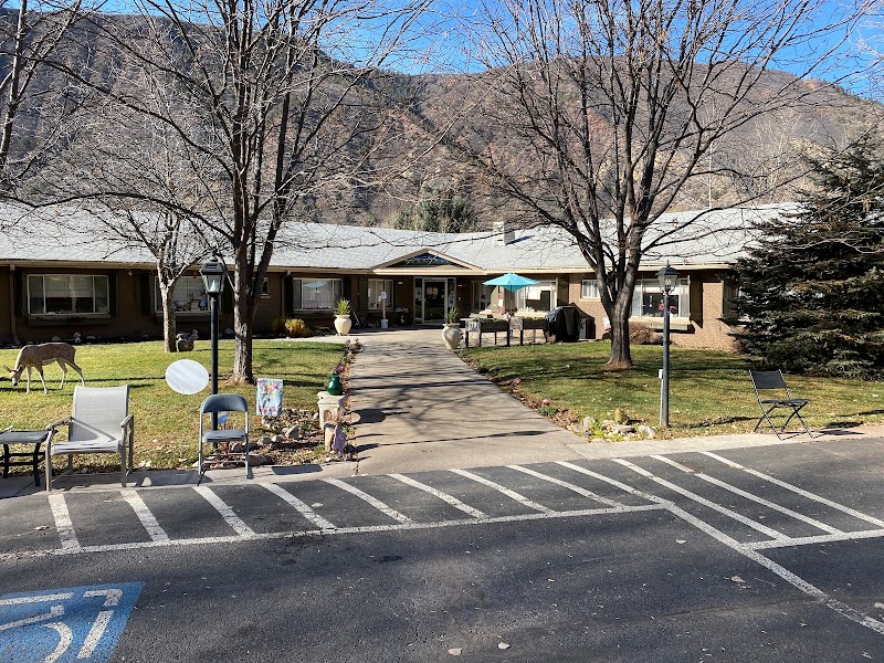 GLENWOOD SPRINGS HEALTHCARE nursing home in GLENWOOD SPRINGS, CO - Photo 2 of 4