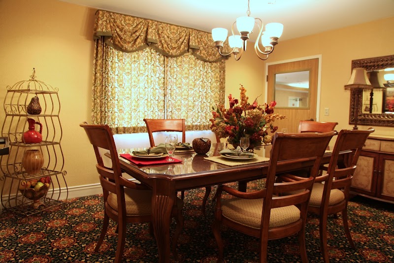 GARDEN TERRACE ALZHEIMER'S CENTER OF EXCELLENCE nursing home in AURORA, CO - Photo 4 of 10