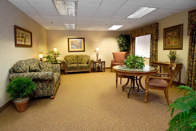 LIFE CARE CENTER OF PUEBLO nursing home in PUEBLO, CO - Photo 4 of 10