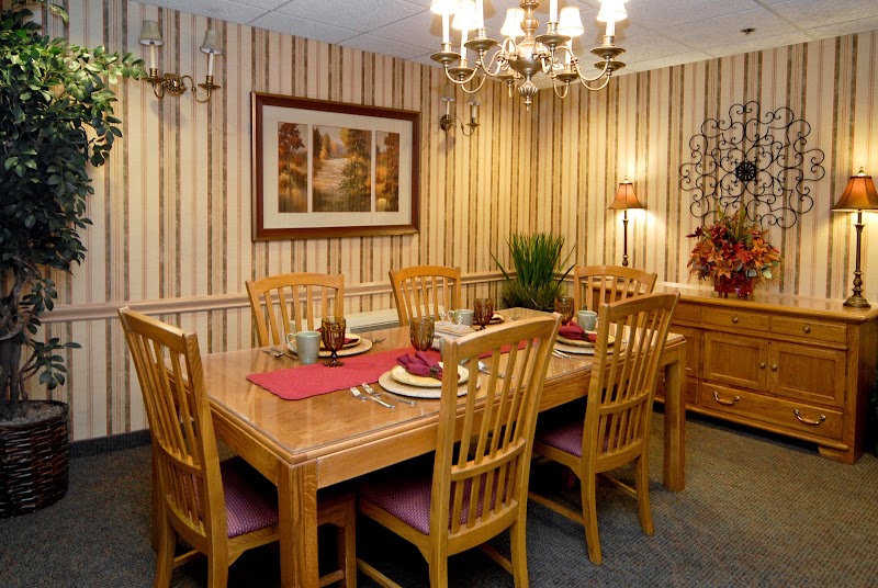 LIFE CARE CENTER OF PUEBLO nursing home in PUEBLO, CO - Photo 5 of 10