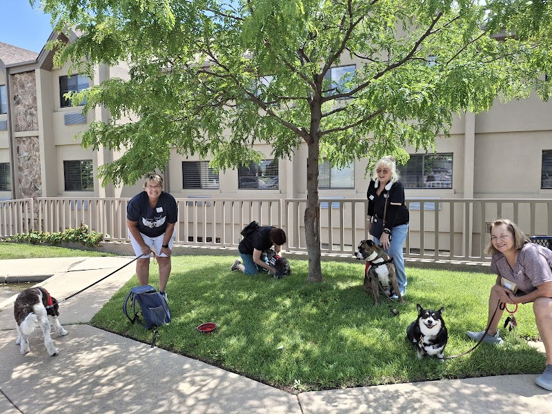 LIFE CARE CENTER OF LONGMONT nursing home in LONGMONT, CO - Photo 3 of 10
