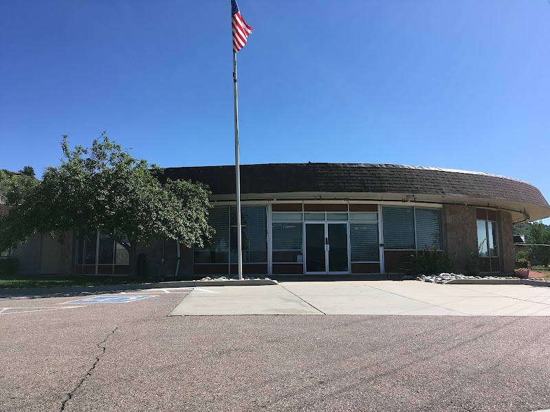 SILVER HEIGHTS SKILLED NURSING AND REHABILITATION nursing home in CASTLE ROCK, CO - Photo 3 of 5