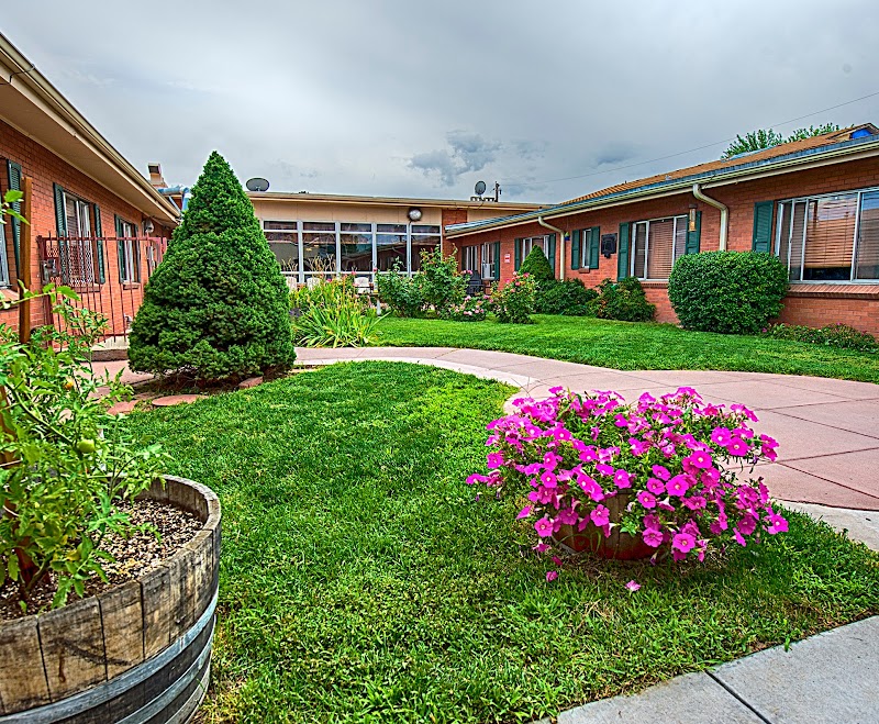 PARKVIEW CARE CENTER nursing home in DENVER, CO - Photo 2 of 9