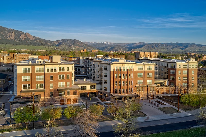 FRASIER MEADOWS HEALTH CARE CENTER nursing home in BOULDER, CO - Photo 2 of 10