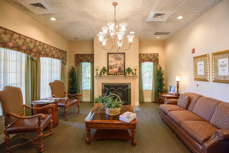 LIFE CARE CENTER OF LITTLETON nursing home in LITTLETON, CO - Photo 4 of 5