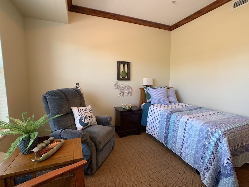 GRACE POINTE CONT CARE SR CAMPUS, SKILLED NURSING nursing home in GREELEY, CO - Photo 3 of 10