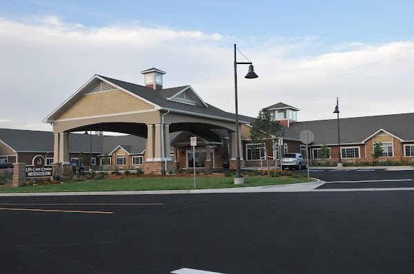 LIFE CARE CENTER OF STONEGATE nursing home in PARKER, CO - Photo 1 of 5