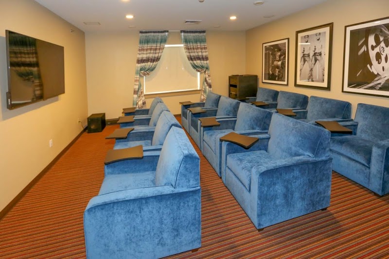 HEALTHCARE RESORT OF COLORADO SPRINGS, THE nursing home in COLORADO SPRINGS, CO - Photo 2 of 5