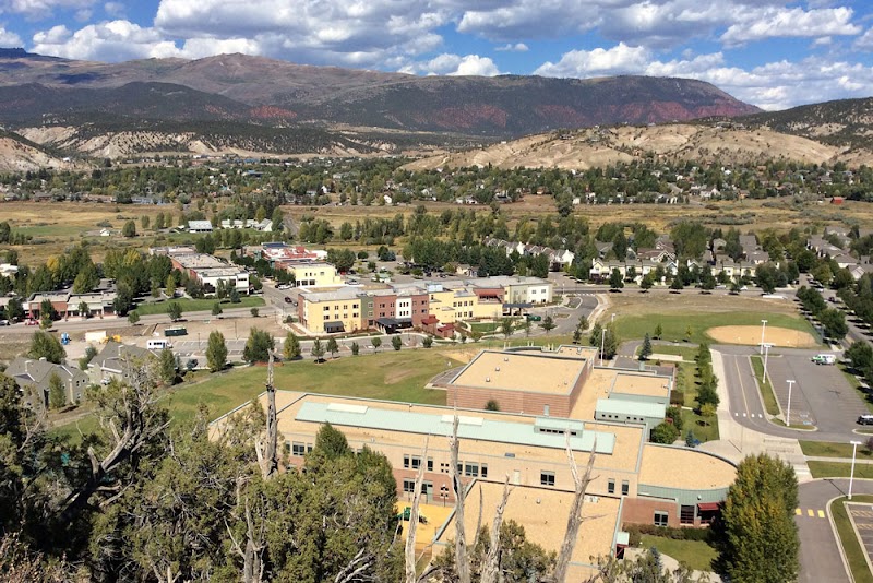 CASTLE PEAK SENIOR LIFE AND REHABILITATION nursing home in EAGLE, CO - Photo 5 of 10