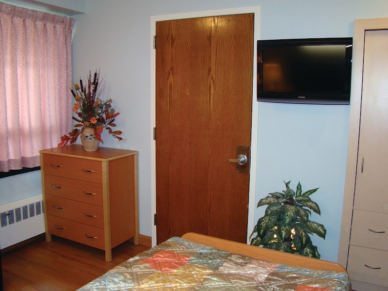 HEWITT HEALTH & REHABILITATION CENTER, INC nursing home in SHELTON, CT - Photo 4 of 5