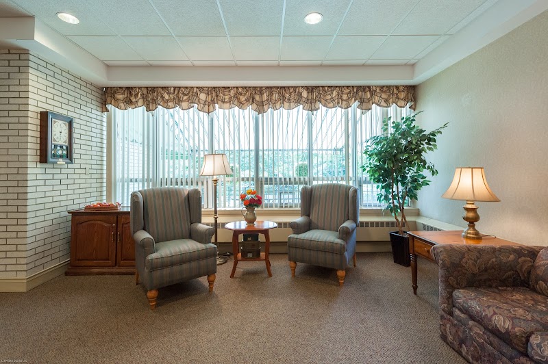 COMPLETE CARE AT MIDDLEBURY nursing home in MIDDLEBURY, CT - Photo 3 of 10
