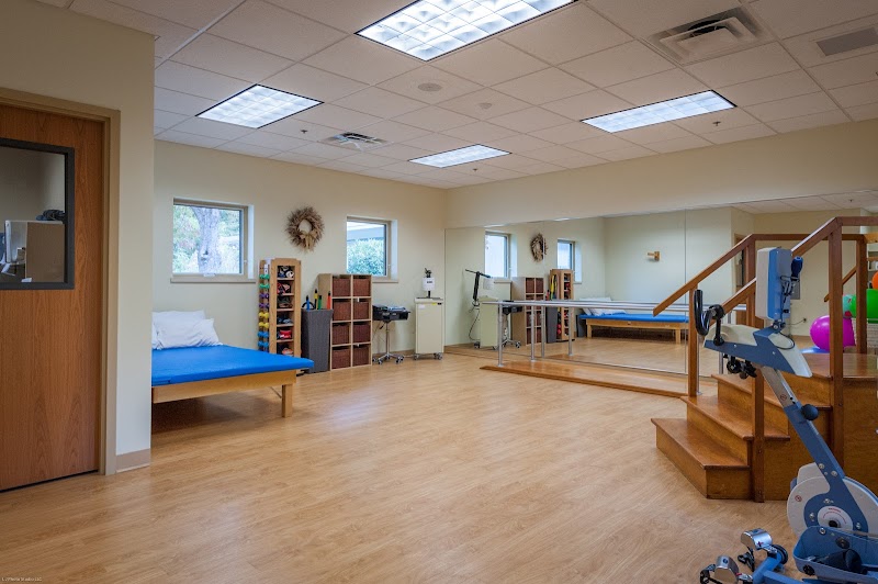 COMPLETE CARE AT MIDDLEBURY nursing home in MIDDLEBURY, CT - Photo 4 of 10